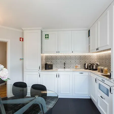 Airport Charming Bed and breakfast