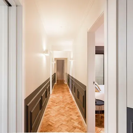 Airport Charming Bed and breakfast Lisboa