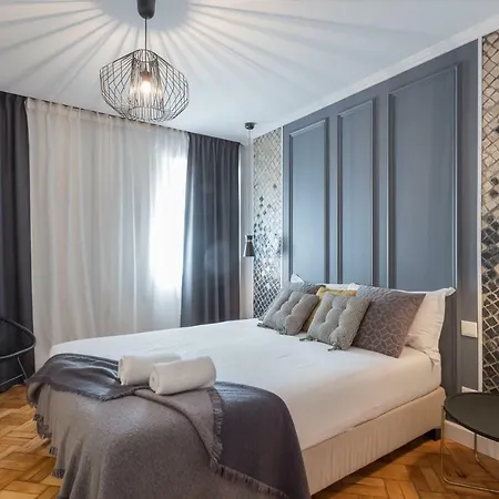 Airport Charming Bed & Breakfast 3*