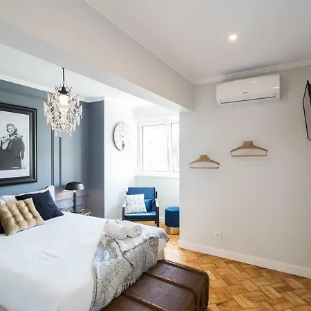 Airport Charming Bed & Breakfast Lisbona