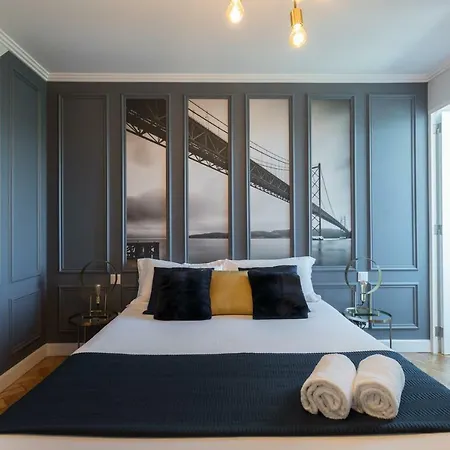 Airport Charming Bed & Breakfast 3*